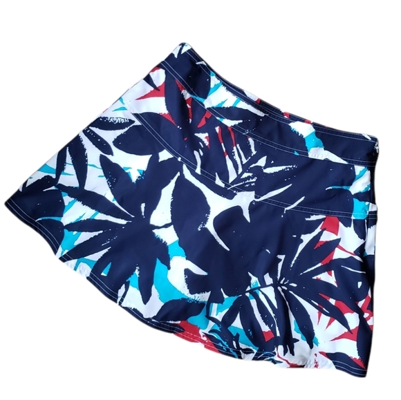 Chaps Sport Floral Athletic Skort - Picture 2 of 6